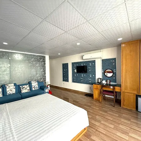 Holiday Suites Hotel & Spa-3